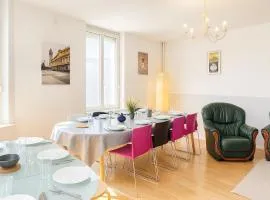 Les Terrasses Ensoleillées de la Pannerie Croix