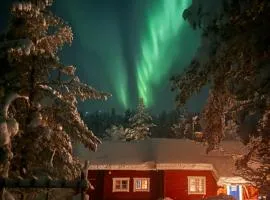 Saariselällä rauhaisa,uniikki, sielukas hirsimökki- luxury cottage