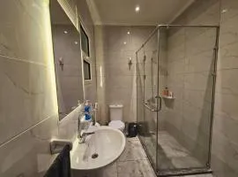 DHB STAYS Downtown Cairo 1 Bedroom Elegant Flat