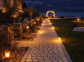 Le Victoria - Cottage 4 étoiles avec Sauna au bord du lac du Bourget, Hotel in Conjux