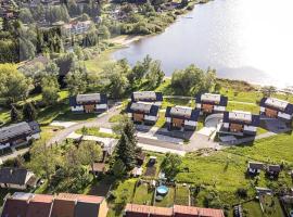 Lipno Apartments BERGMAX, Ski Areál Lipno 16min dojezd - Resort Malé Lipno s terasou a zahrádkou, parking free, Hotel in Černá v Pošumaví