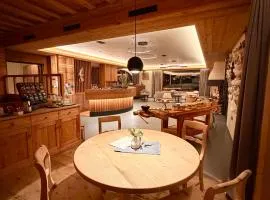 Camino Rustic Chic Hotel