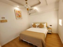 市中心2室1厅全景落地窗房全屋空调免费停车, hotel v Cun-i
