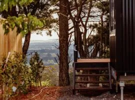 Tiny family getaway - breathe in the country air