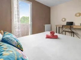 Appartement Massy - Parking gratuit - RER B et C - Paris direct