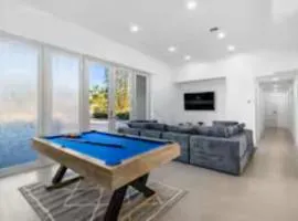 Unique Private Racing Track Villa in Miami Cinema