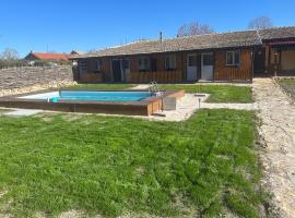 Camping Pliska - vacation rooms, camping and caravaning, hotel din Pliska