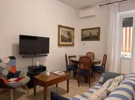Casa Erasmo, Ampia casa nel centro di Porto Ercole con posto auto privato