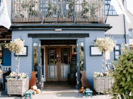 Blue Bell Country Inn, Hotel in Knaresborough