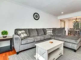 Family Fun in Scotch Plains! Home with Game Room