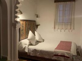 Jnan Sbil, viešbutis Fese