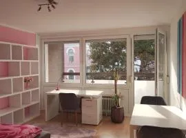 Ferienwohnung mit Workspace und Parkplatz mitten in Oldenburg