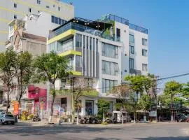 QUIZÁS Riverside Hotel & Residence