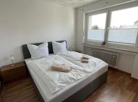 Apartment Bielefeld-Brake - nähe Bahnhof -Parken im Hof