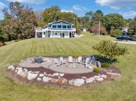 Paradise Point - Lakefront Home with Private Dock!