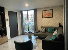 Departamento cerca de Volkswagen y Valquírico con alberca, petfriendly, hotel a Santa María Coronanco