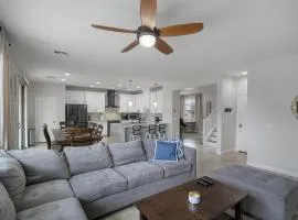 Westgate Retreat, Family & Pet-Friendly 4BR Home