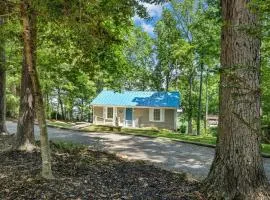 Lake Reflections - Lakefront with private dock, & Fire pit