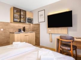 XZLLENZ 50'' Smart TV, Parken, 24h digitaler Check In und Zugang, Küche, NEU, hotel i Oberasbach