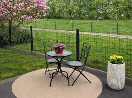 Gîte du Pays Vert - Nature & Jardin clôturé proche de Pairi Daiza, hotel en Ath