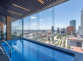 VIP Loft Renovation Downtown CDMX Gym Pool