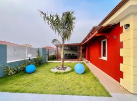 Villa calme et élégante avec jardin et terrasse - proche plage, Hotel in Azuretti