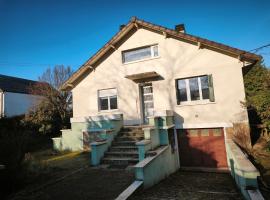 Maison, hôtel à Achères