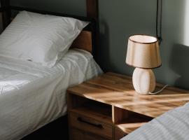 Bizdin Auyl Hotel, Hotel in Kaynazarka