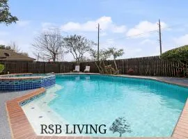 Beautiful 4BR 2B Home with pool near At&t Stadium