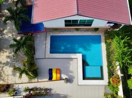 Blue Villa - Entire House with Private Pool, hotel i Panglao