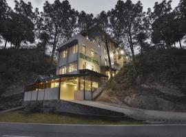 Sumer Hotel, Hotel in Sarahan