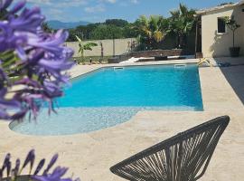 Mas des Palmiers, Hotel in Grignan
