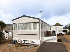 Pevensey Bay Retreats