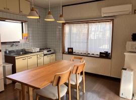 Sakaide Base-Main House, hotel v destinácii Sakaide