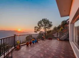 Kb's, Luxury Mountain Villa, Sunset View, Near Kasauli