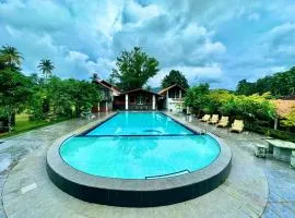 Maha Gedara Grand Hotel