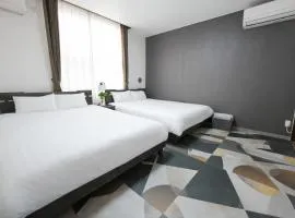 Chitose Takadai Base