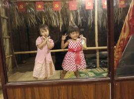 Puluongholiday homestay2, hotel a Làng Chiêu