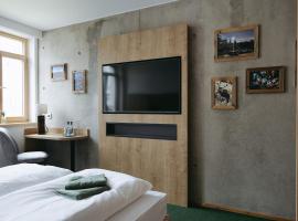 Grünbauer - Der Landgasthof، فندق في Reuth bei Erbendorf