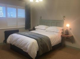 The Bear Tattenhall, hotel u gradu Tattenhall