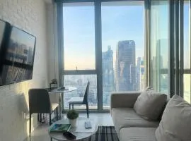 Luxury HighRise Condo Stunning City View BTS Nana