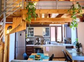 Cozy Windmill View Apartment