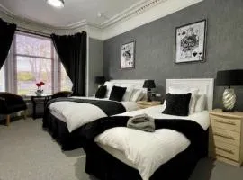 Vaila Guest House