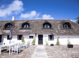 Hotel Strandgaarden，维斯特罗哈文的飯店