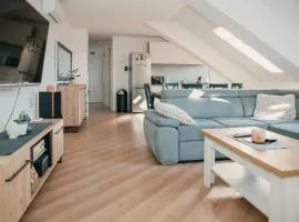 Deniro Apartment