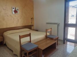 Hotel Edelweiss, ξενοδοχείο σε Laino Borgo