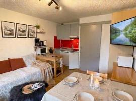 Appart à la montagne navette et parking gratuit โรงแรมในArâches-la-Frasse