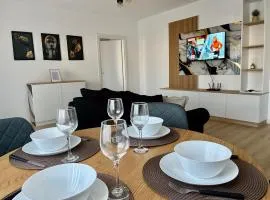 Luxury Apartment Fundeni - 1