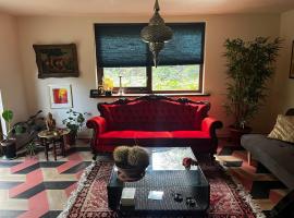 Forst retreat with Sauna, khách sạn ở Norg