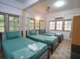 บ้านห้วยลูกนกฟาร์มสเตย์ Banhuailuknok Farmstay